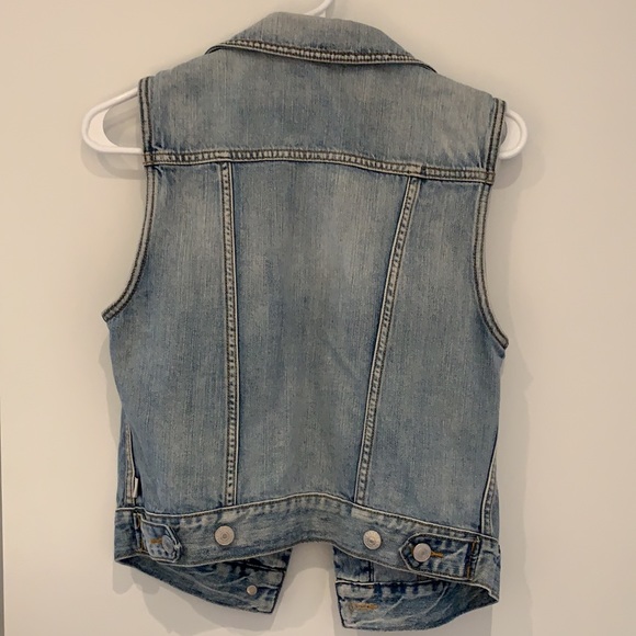 Aritzia Talula Denim Vest - Picture 3 of 3